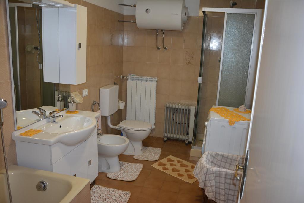 Agriturismo Ghirlanda Norma Rita Carrodano Inferiore Exteriér fotografie
