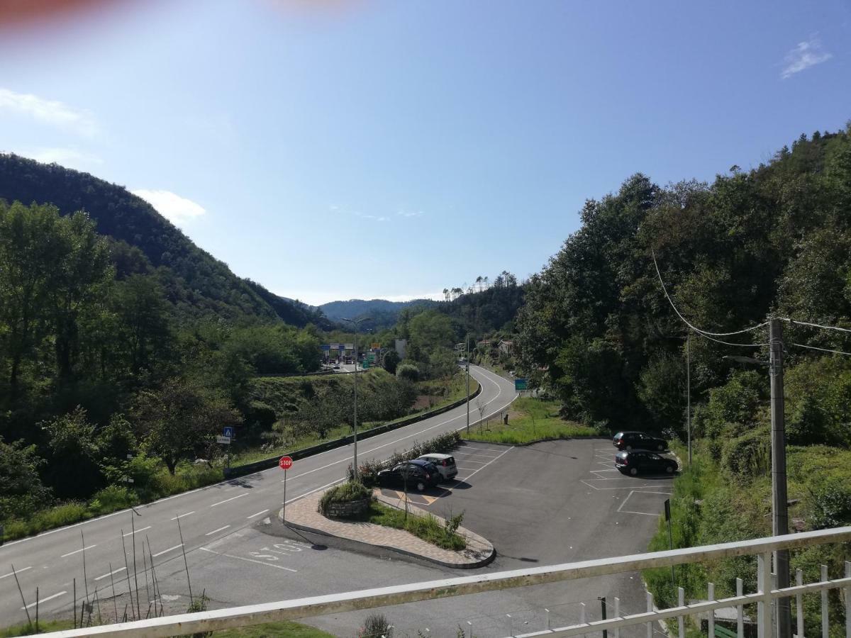 Agriturismo Ghirlanda Norma Rita Carrodano Inferiore Exteriér fotografie